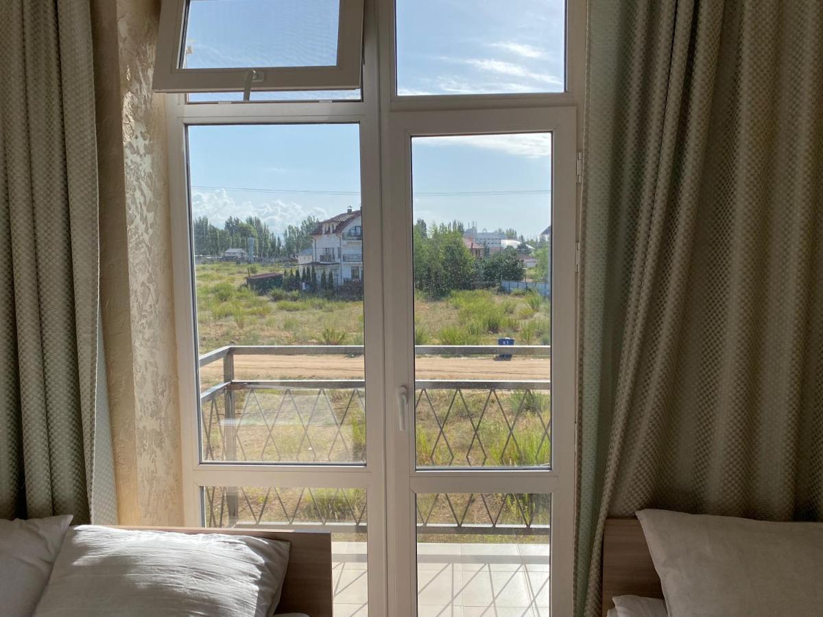 Eram Garden Hotel Bosteri Exterior photo